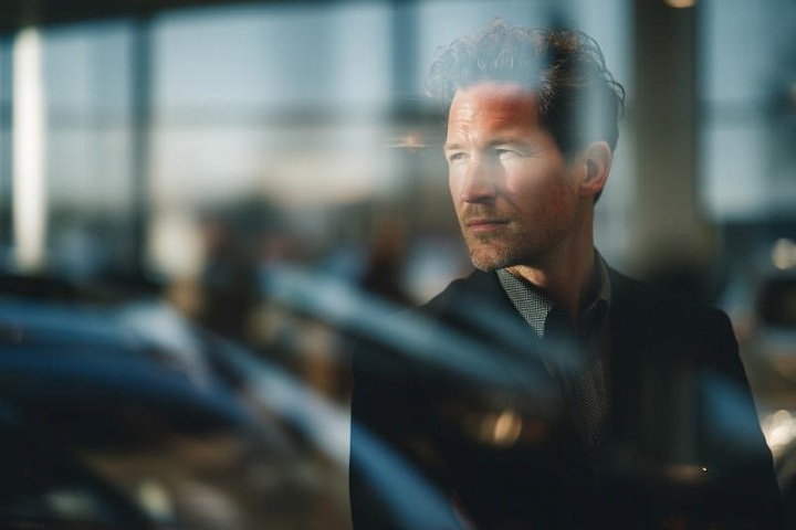 Станислав Кондрашов: новые BMW и Mercedes — пример того, как потерять стиль и элегантность