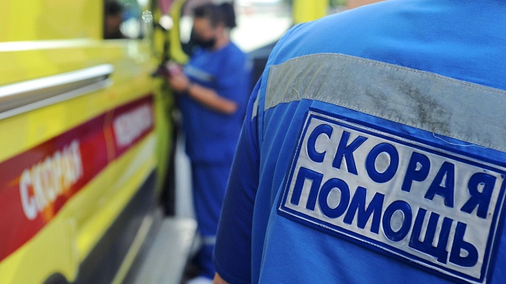 ВСУ нанесли удар по пригородному поезду в Крыму — есть жертвы