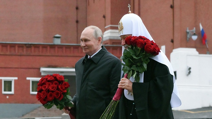 Путин поблагодарил патриарха Кирилла за вклад в укрепление нации